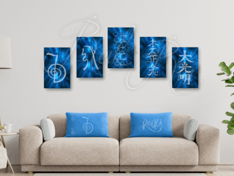 quadros simbolos do Reiki na parede (2)
